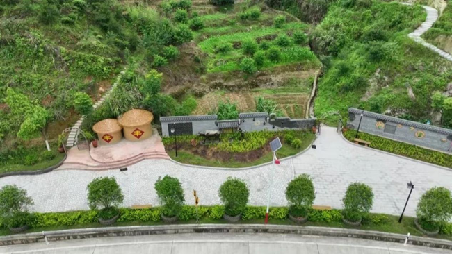 溪源村茶文化广场